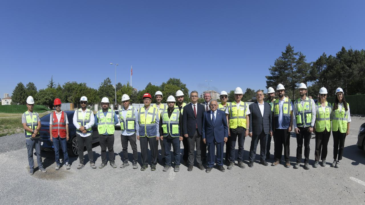 BÜYÜKKILIÇ: “YIL SONUNA TRAFİĞE AÇILACAK”