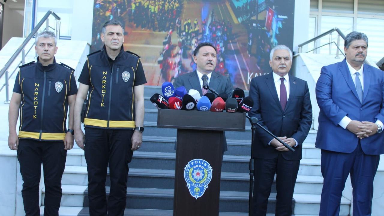 CUMHURİYET TARİHİNİN EN BÜYÜK UYUŞTURUCU OPERASYONU GERÇEKLEŞTİRİLDİ