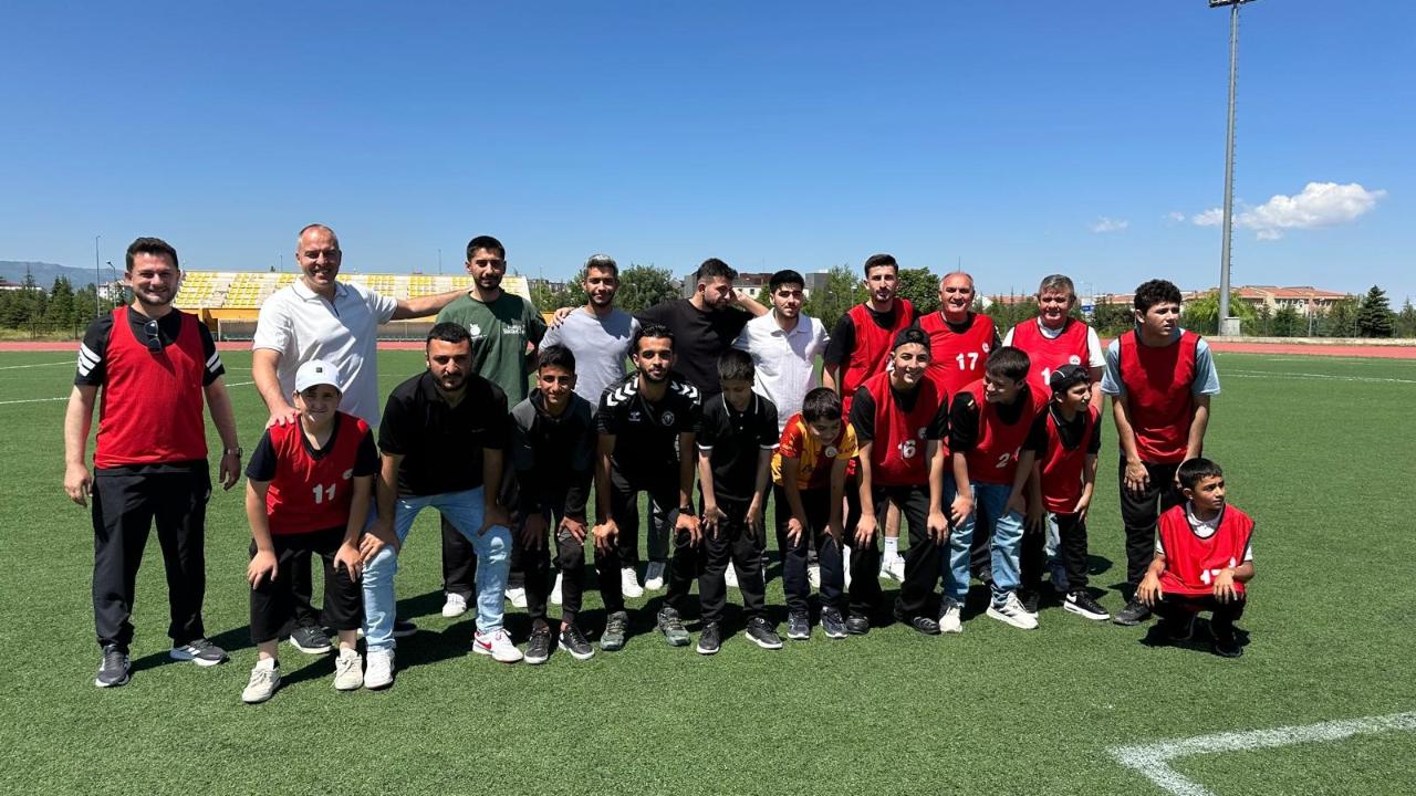 ERCİYES ÜNİVERSİTESİ’NDE DOSTLUK TURNUVASI