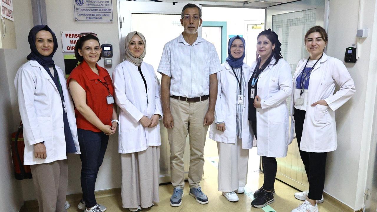 ERÜ DOKU TİPLEME LABORATUVARI, ULUSLARARASI AKREDİTASYONUNU YÜKSELTTİ