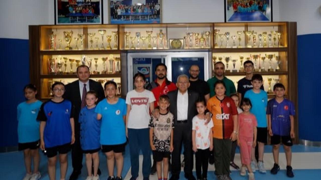 "GELECEĞİN SPORCULARINI YETİŞTİRİYORUZ"