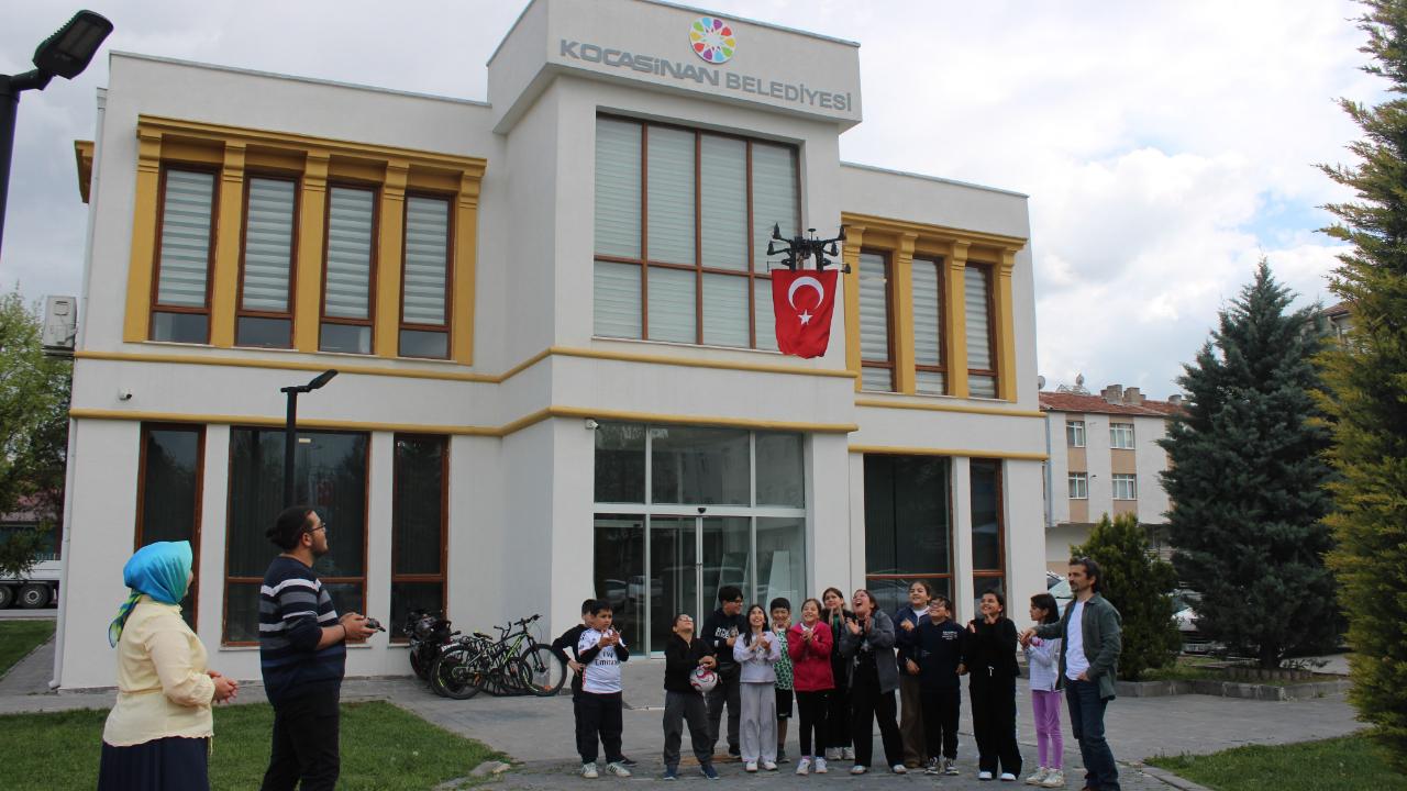 GÖKYÜZÜNÜN GENÇ MİMARLARI