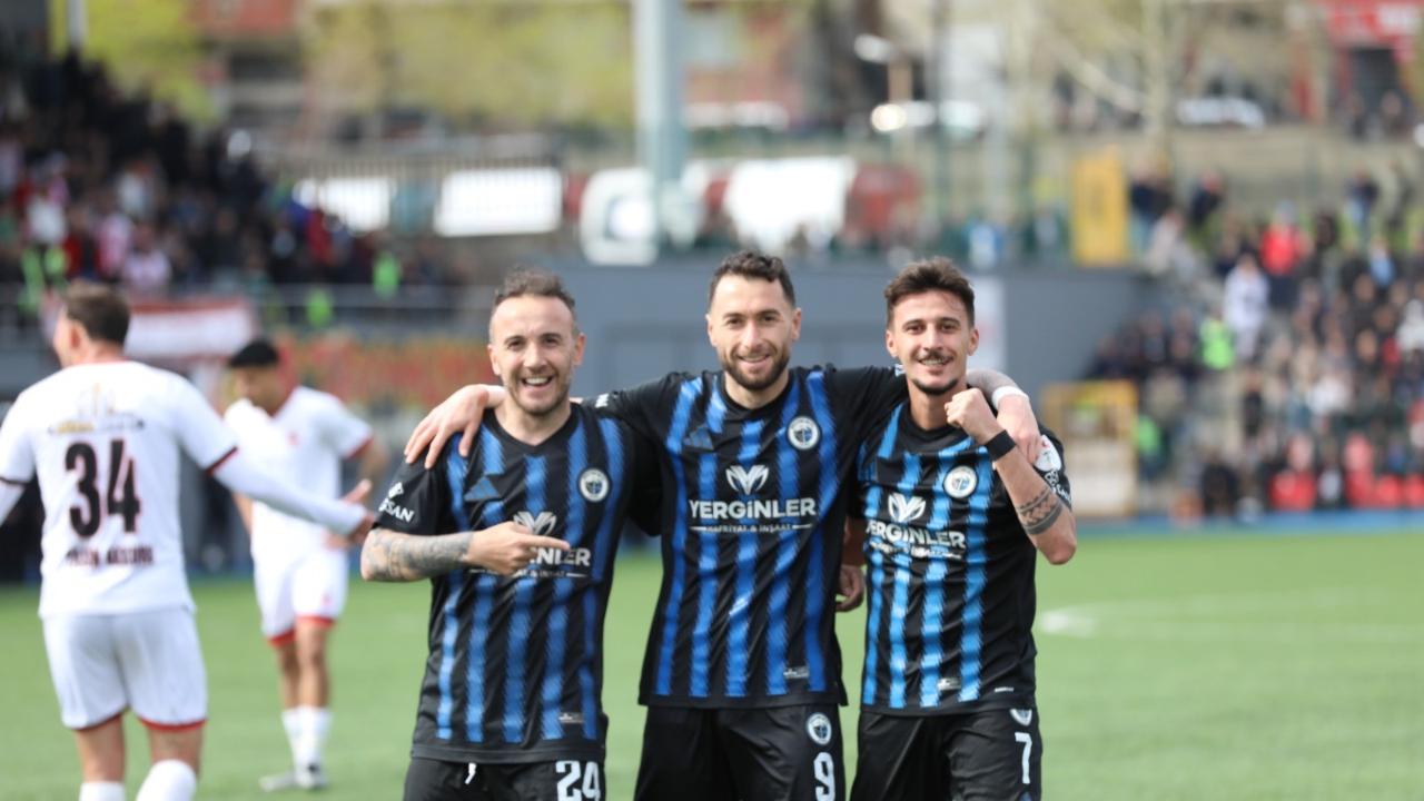 İÇ TRANSFERDE 5 OYUNCUYLA YENİDEN ANLAŞILDI