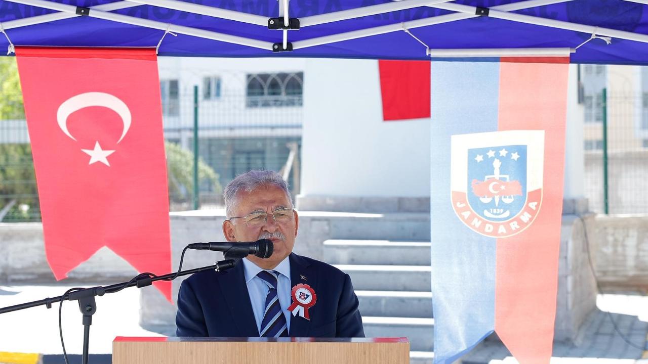 “JANDARMA, MİLLETİMİZİN HUZURUNUN TEMİNATIDIR”