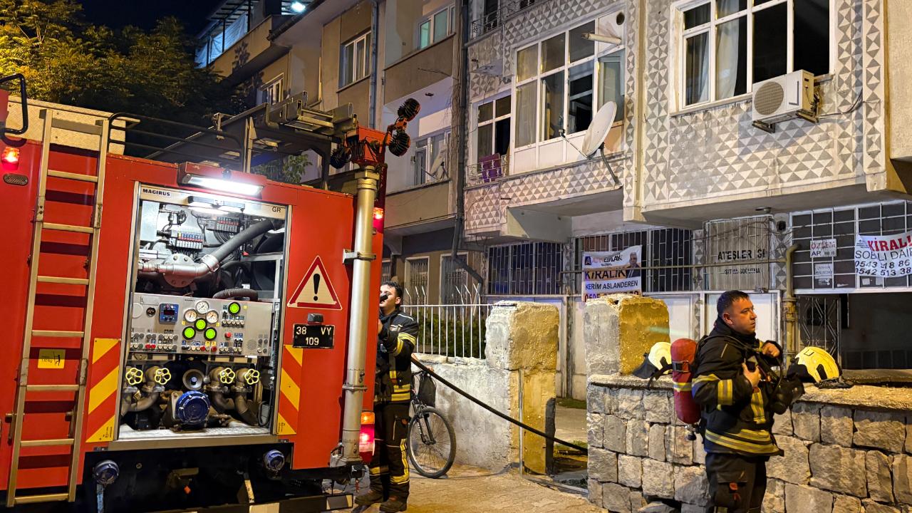 KAYSERİ’DE 4 KATLI BİNADA YANGIN