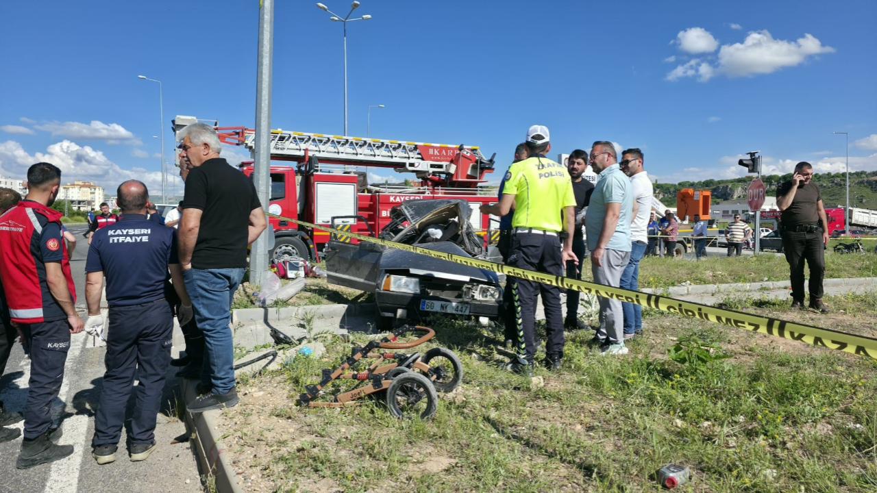 KAYSERİ’DE FECİ KAZA: 3 ÖLÜ, 5 YARALI