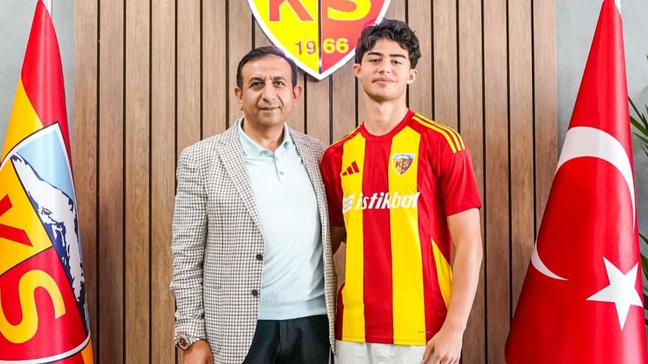 KAYSERİSPOR, KAYRA İLE SÖZLEŞME UZATTI