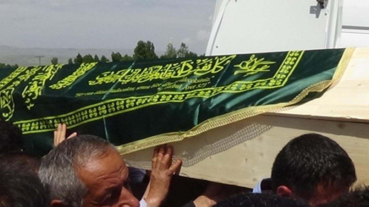 TÜRKİYE'DE ÖLÜM SAYISI 2025 YILINDA 491 BİN 684 OLDU