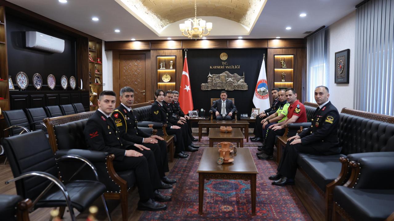 YEŞİLYURT'TAN ÇİÇEK'E ZİYARET