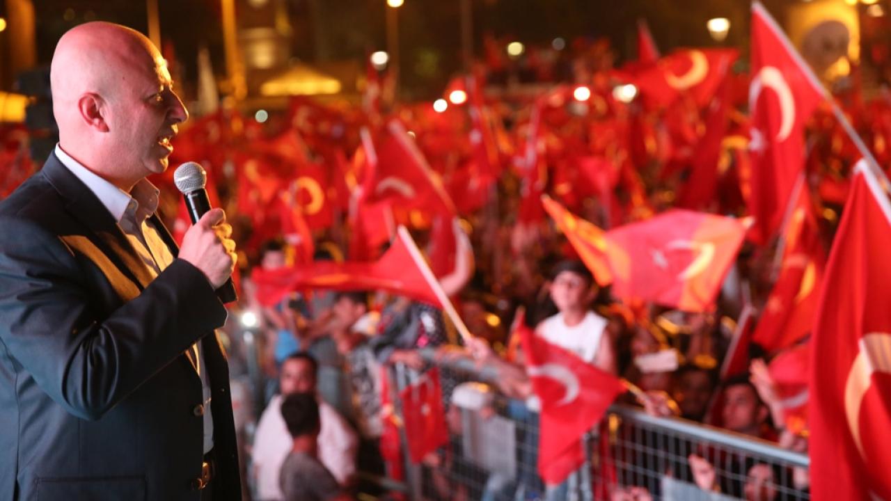 “15 TEMMUZ, DİRİLİŞİN VE DİRENİŞİN ADIDIR”