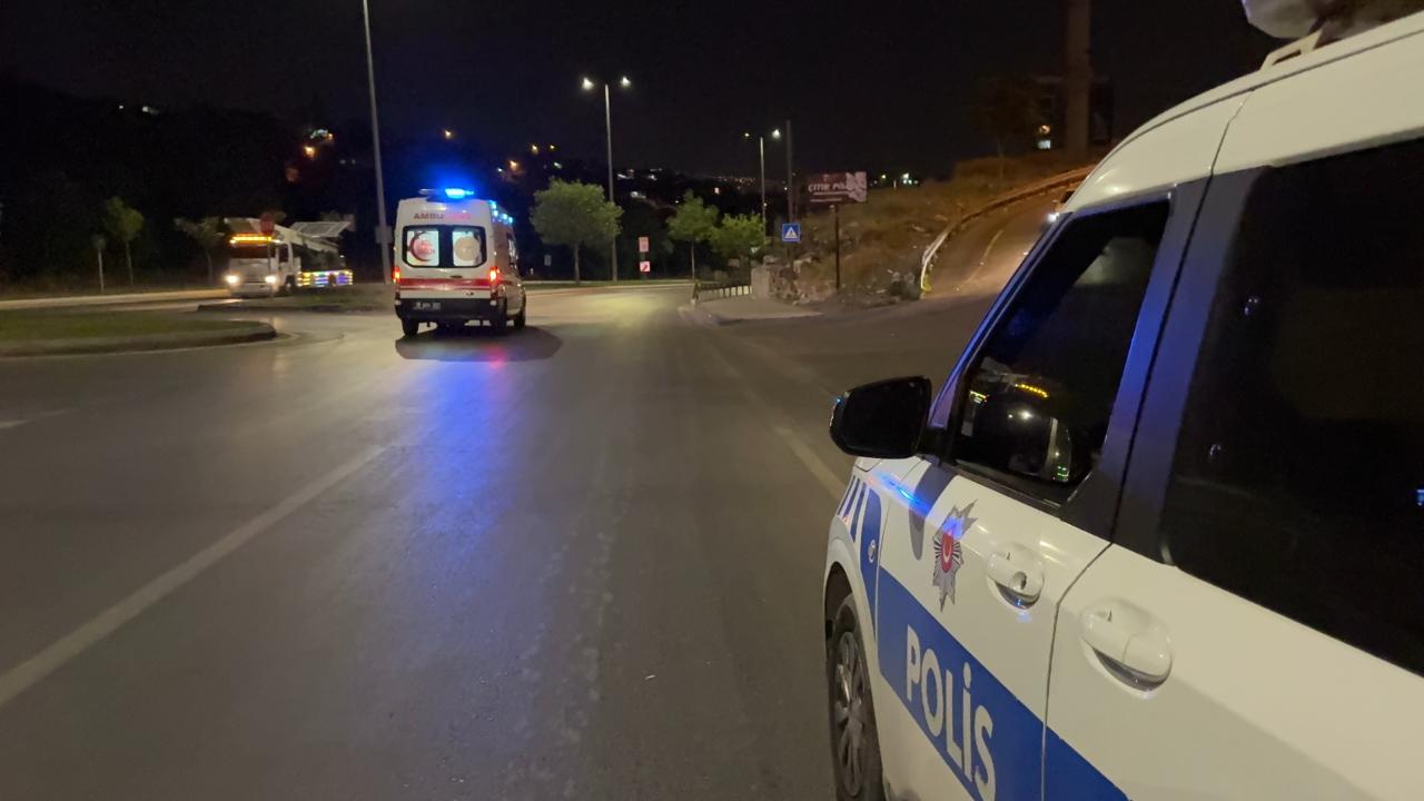 DÜĞÜNDE BIÇAKLI KAVGA
