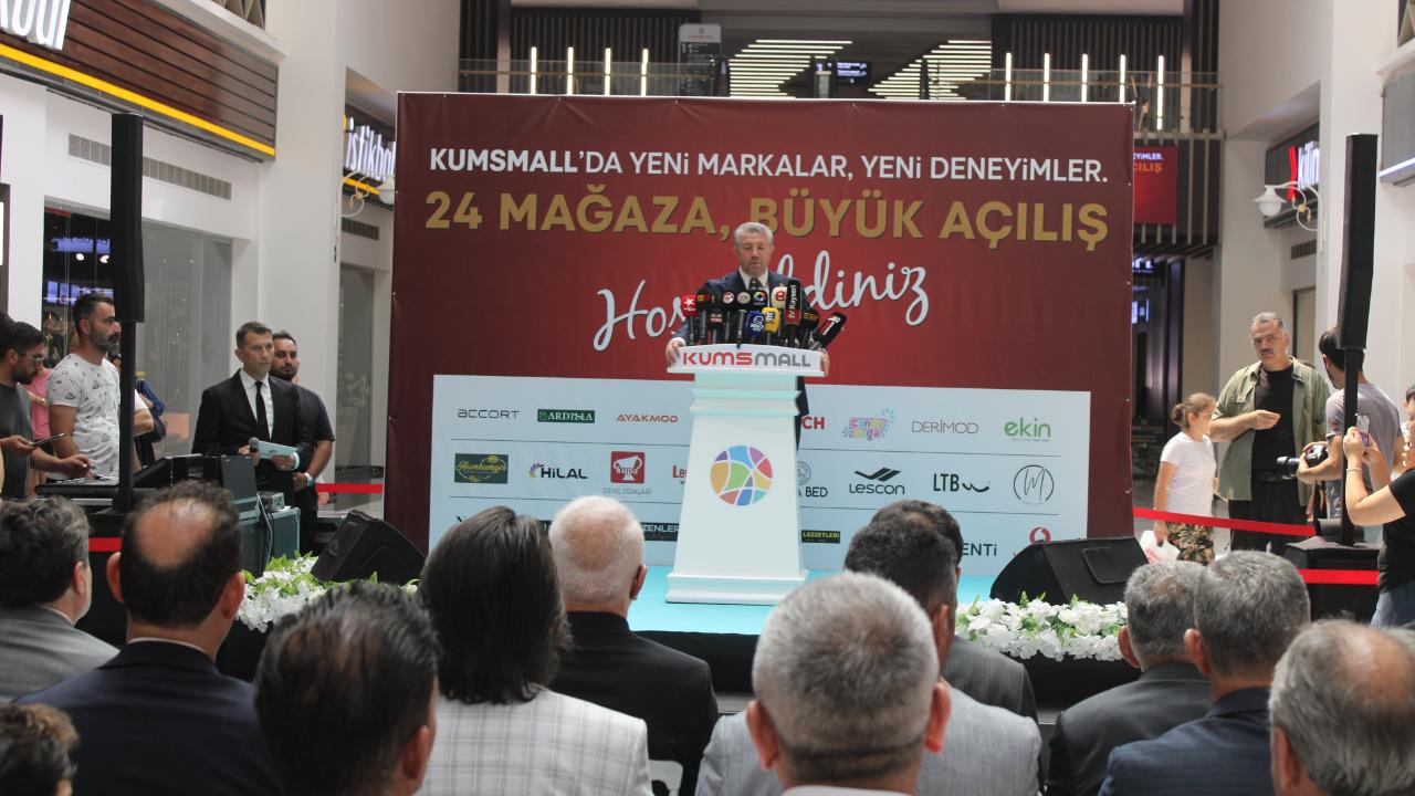 KUMSMALL AVM'DE 24 YENİ MAĞAZA AÇILDI