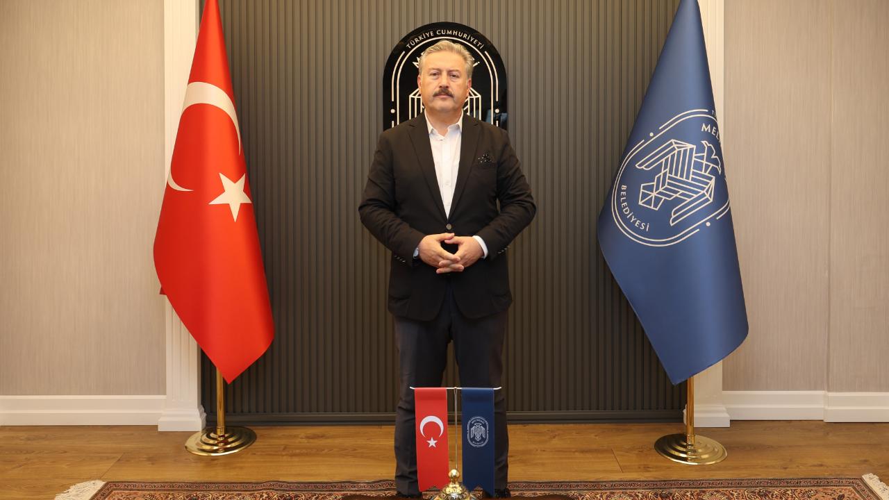 PALANCIOĞLU: "HAİN DARBE GİRİŞİMİN DESTANSI BİR DİRENİŞLE GERİ PÜSKÜRTÜLDÜ"