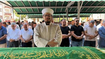 "ANNE VE BEBEĞİ YAN YANA TOPRAĞA VERİLDİ"