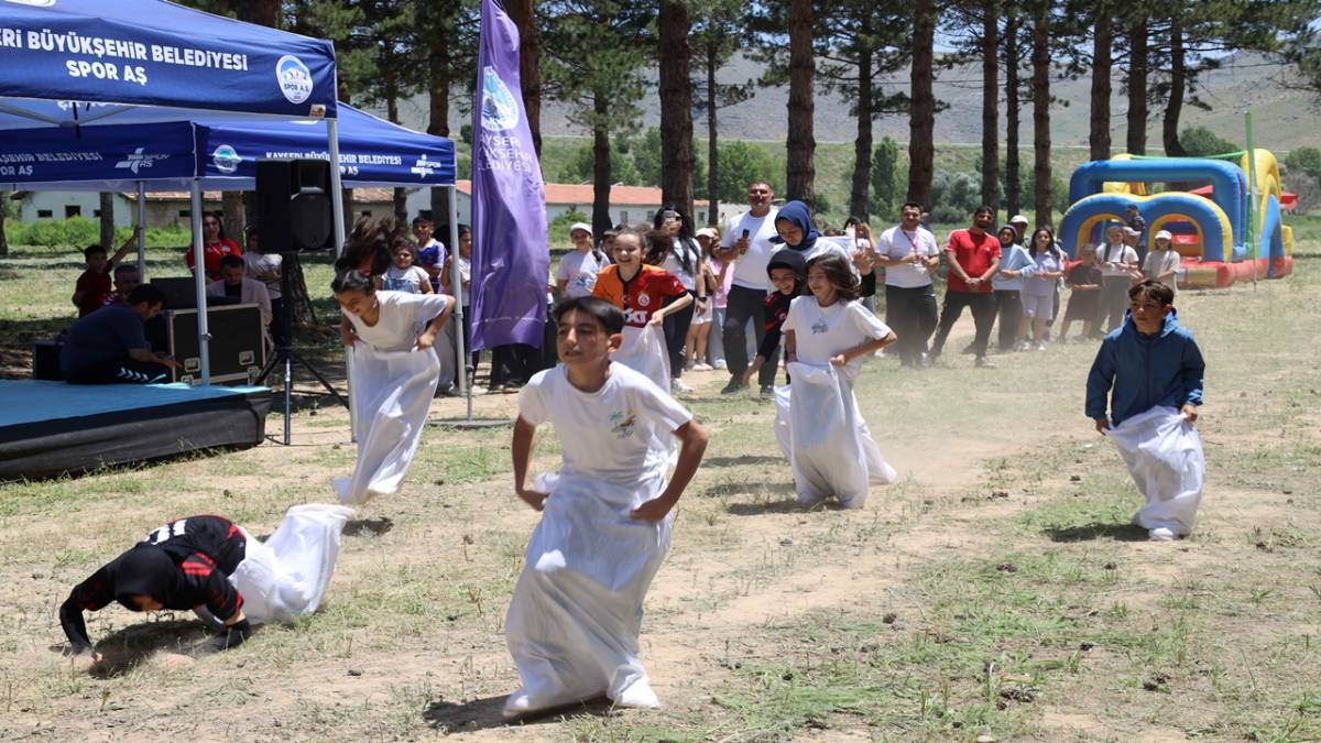YAHYALI GENÇLER ERVA SPOR KULÜBÜ ÖĞRENCİLERİ, FİDANLIK AR-GE MERKEZİ’NDE BULUŞTU