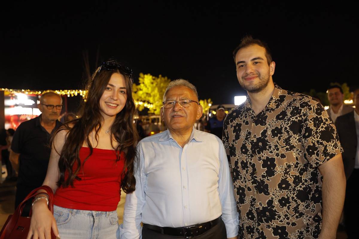 BÜYÜKKILIÇ’TAN HALKLA AKŞAM BULUŞMASI