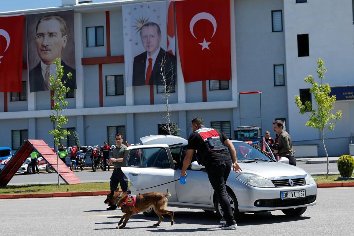 “JANDARMA, MİLLETİMİZİN HUZURUNUN TEMİNATIDIR”