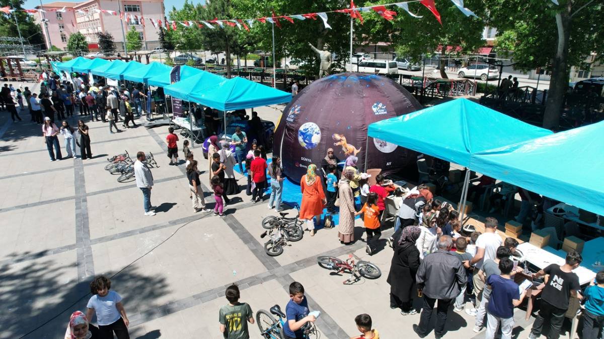 YAHYALI’DA BİLİM VE TEKNOLOJİ RÜZGARI ESTİ