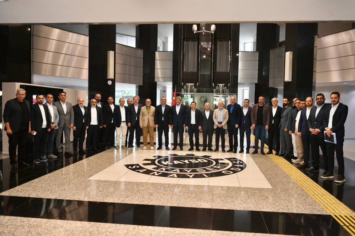 BÜYÜKKILIÇ, İSTİŞARE TOPLANTISINA KATILDI