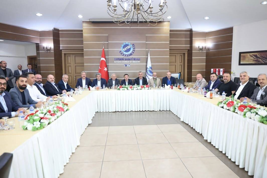 BÜYÜKKILIÇ, İSTİŞARE TOPLANTISINA KATILDI