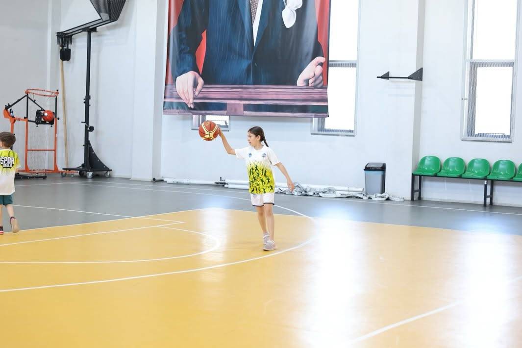 YAZ SPOR OKULLARI KAPILARINI AÇTI