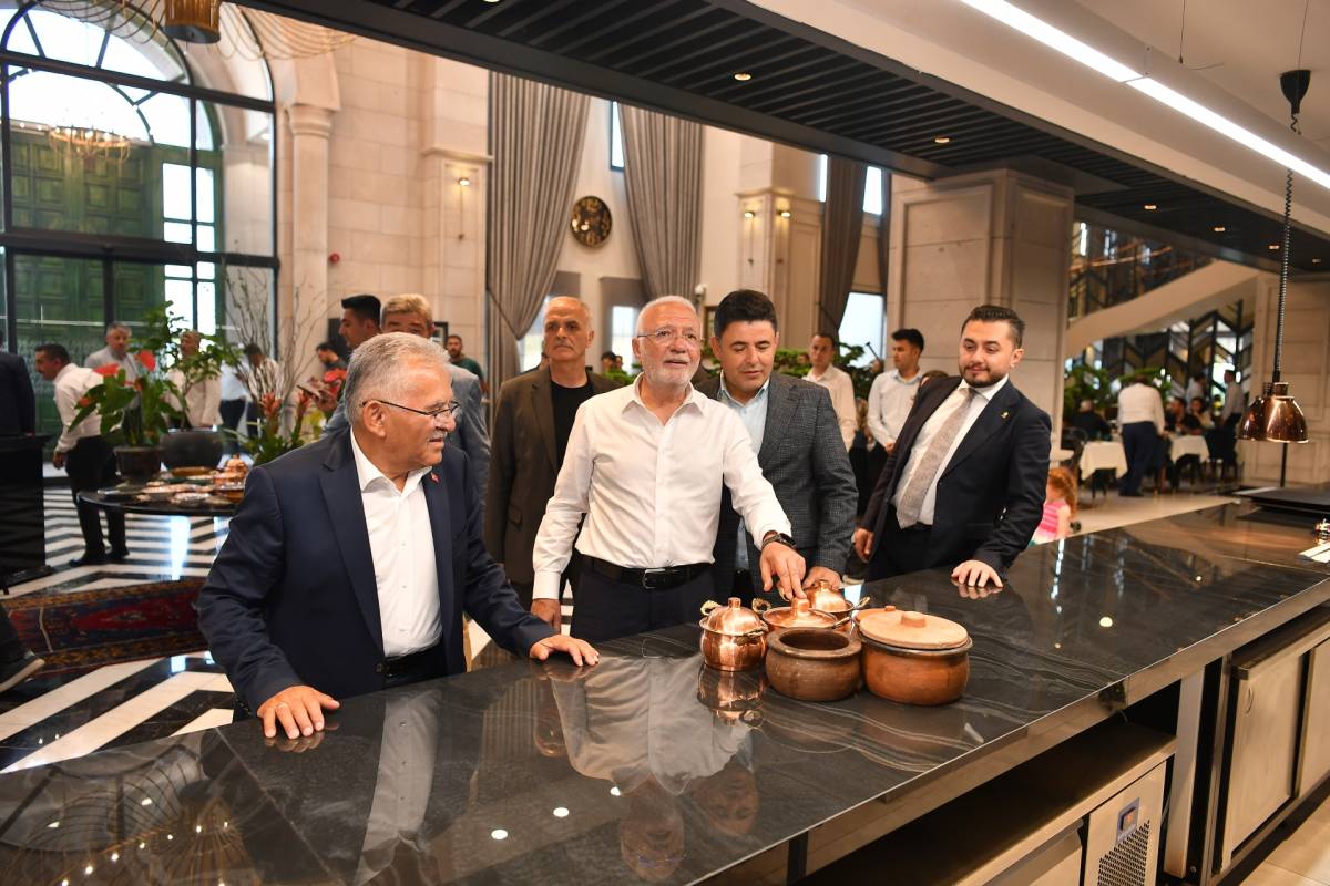 BÜYÜKKILIÇ’IN VİZYONU KAYSERİ’Yİ DÜNYAYA TAŞIYOR