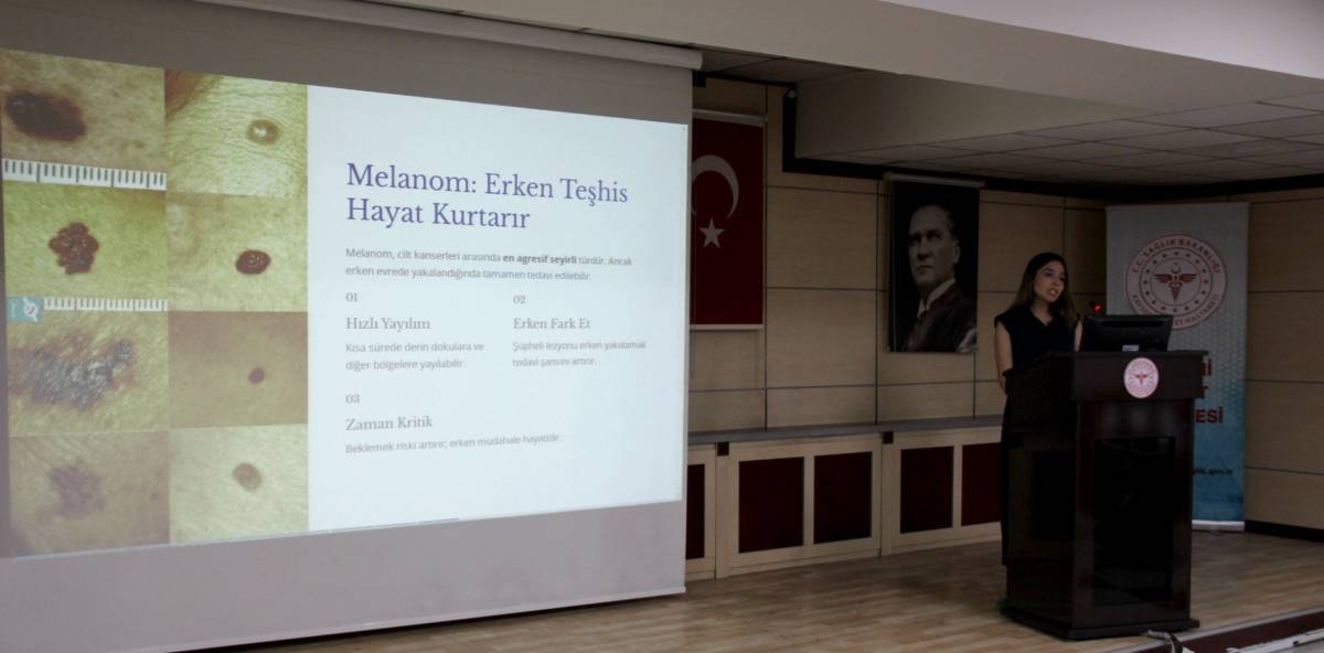 HASTANE PERSONELİNE 'CİLT KANSERİ FARKINDALIK EĞİTİMİ' VERİLDİ