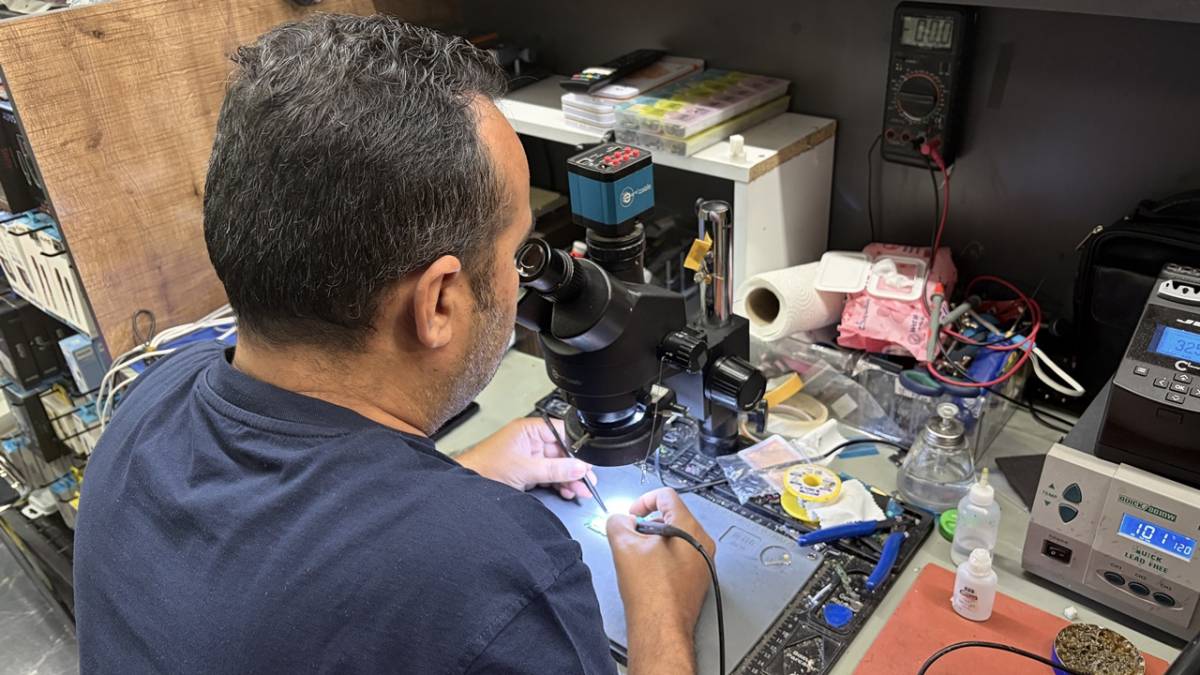 UYURKEN TELEFONUNUZU YASTIĞIN ALTINA KOYMAYIN
