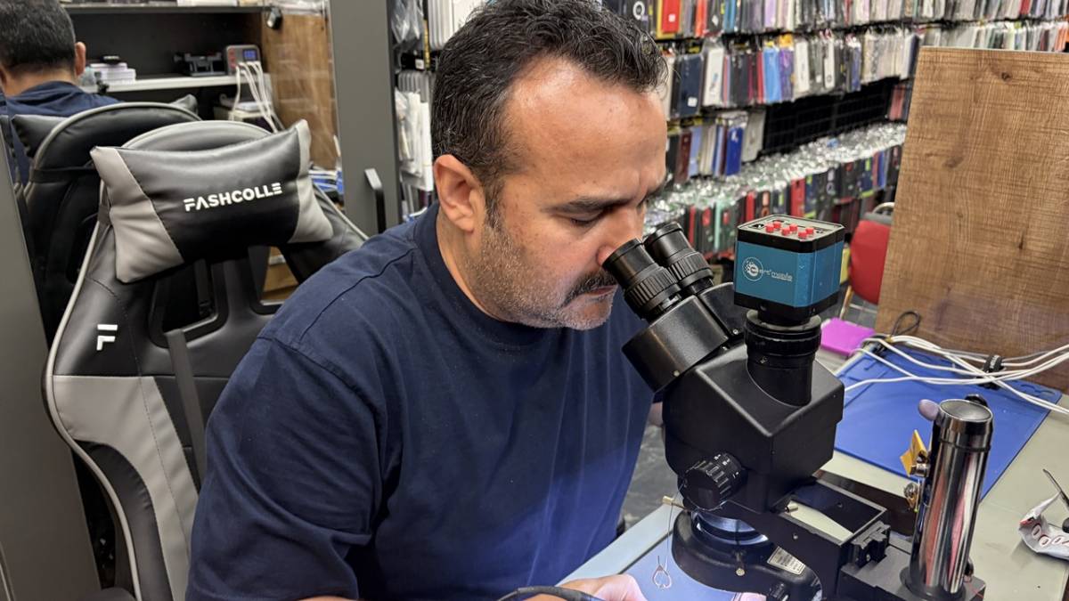 UYURKEN TELEFONUNUZU YASTIĞIN ALTINA KOYMAYIN