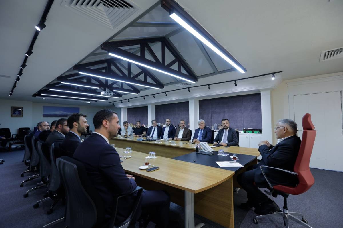 BÜYÜKKILIÇ, KAYSERİ TURİZM ÖDÜLLERİ KOMİSYONU'NU AĞIRLADI