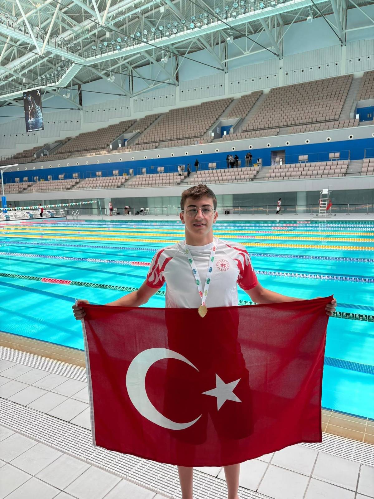 NARİN, TÜRK DÜNYASI’NIN ŞAMPİYONU OLDU