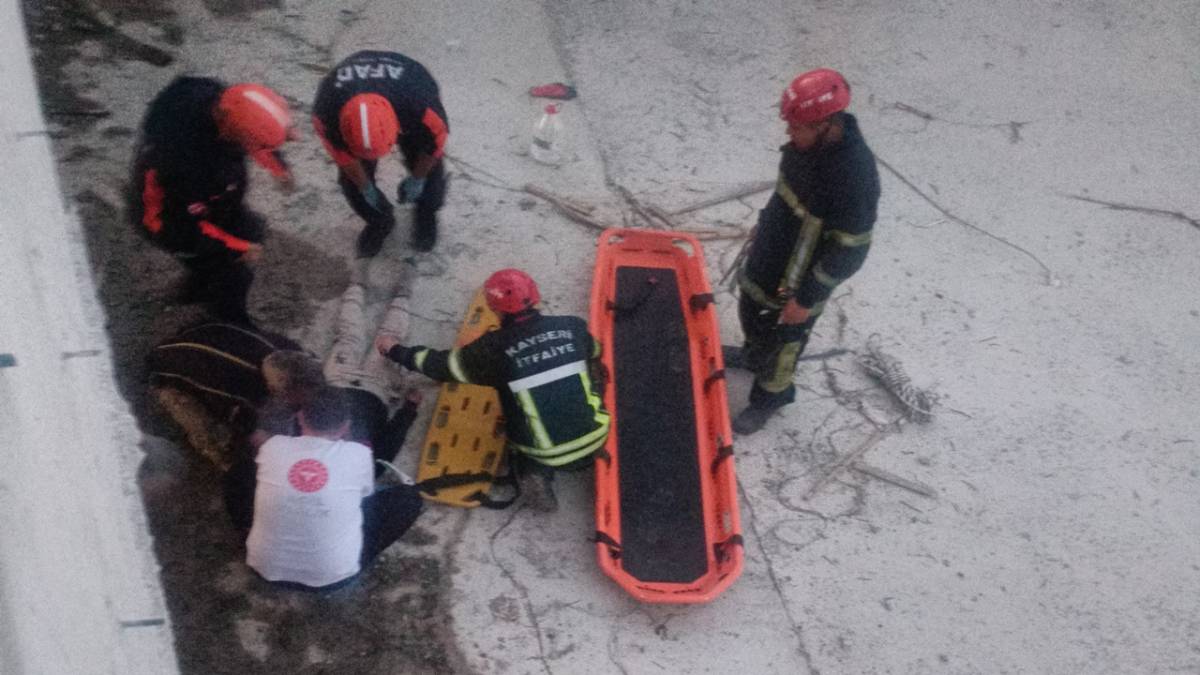 SU KANALINA DÜŞEN ÇOCUK KURTARILDI