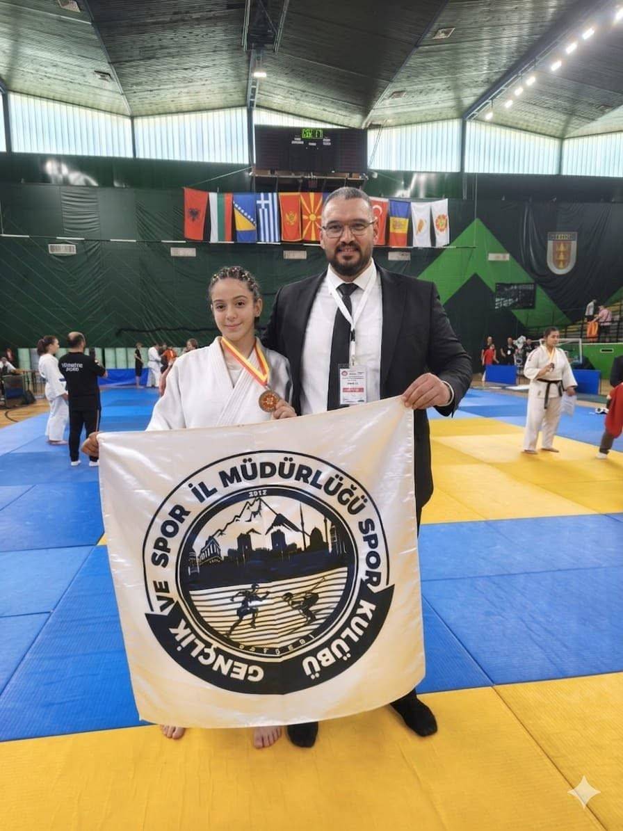 SARIKAYA BALKAN İKİNCİSİ OLDU