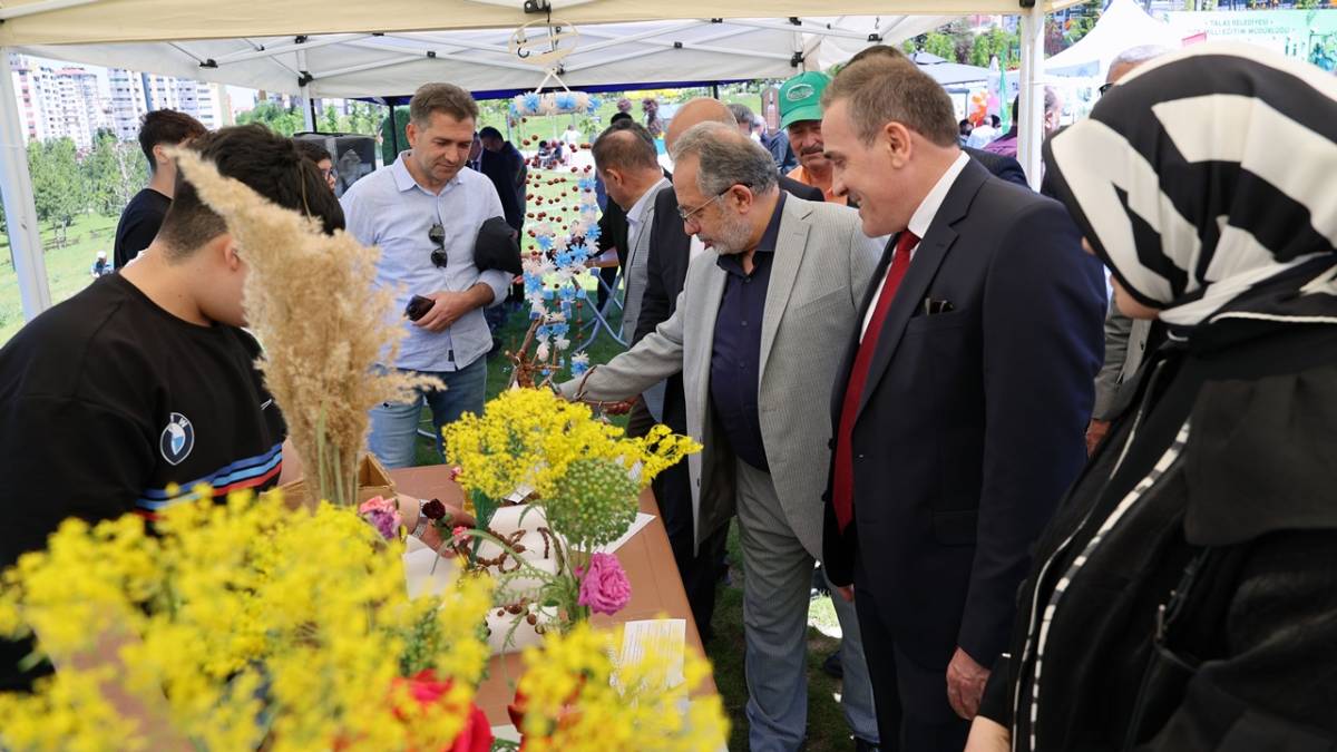 TALAS’TA ÇEVRE BİLİNCİ ŞENLİKLE BÜTÜNLEŞTİ
