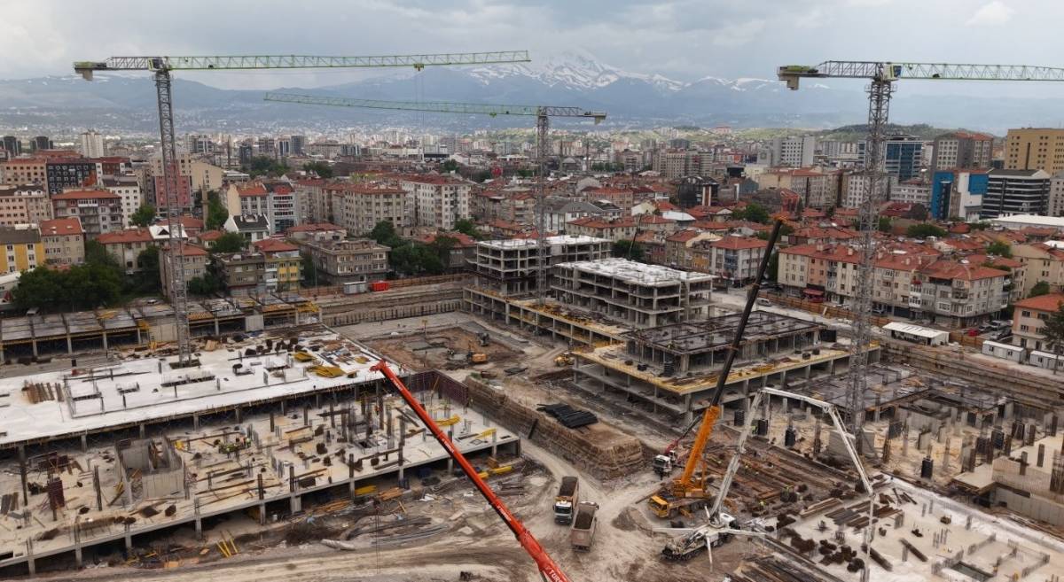 DEV DÖNÜŞÜM HIZLA YÜKSELİYOR
