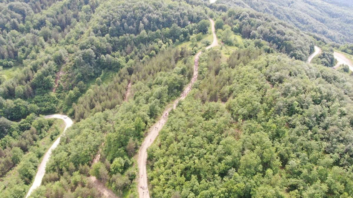İSTİKLAL YOLU YÜRÜYÜŞÜ DEVAM EDİYOR