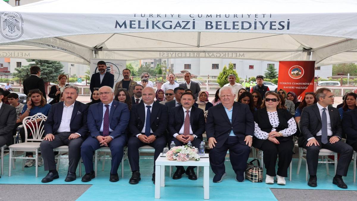 İZZET ÖZSÜZKAYA ORTAOKULU’NDA GÖKTİM TEKNOLOJİ ATÖLYESİ AÇILDI