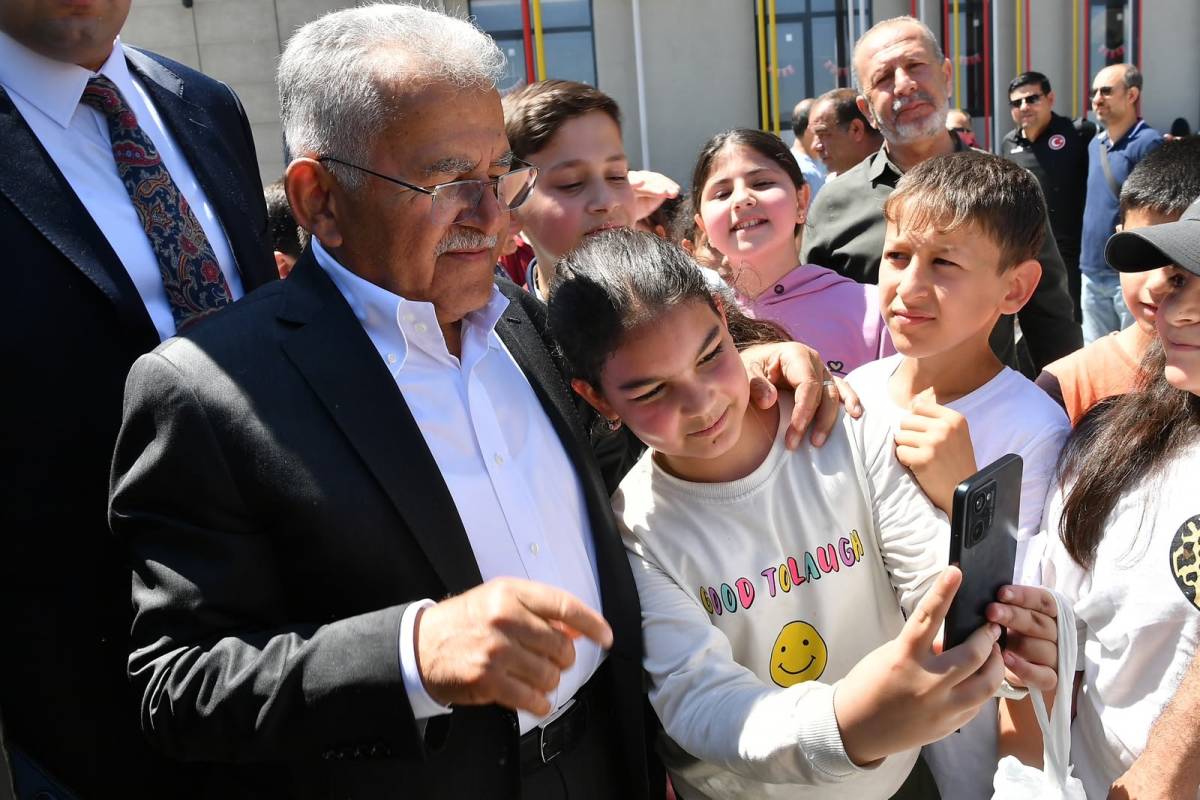 BÜYÜKKILIÇ’TAN BAHAR COŞKUSUNA YAKIN İLGİ