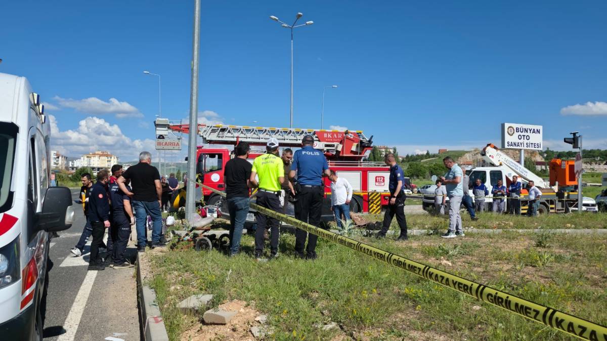 KAYSERİ’DE FECİ KAZA: 3 ÖLÜ, 5 YARALI