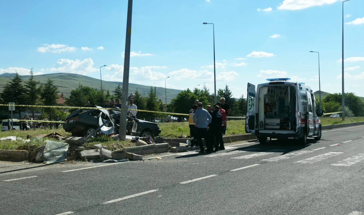 KAYSERİ’DE FECİ KAZA: 3 ÖLÜ, 5 YARALI
