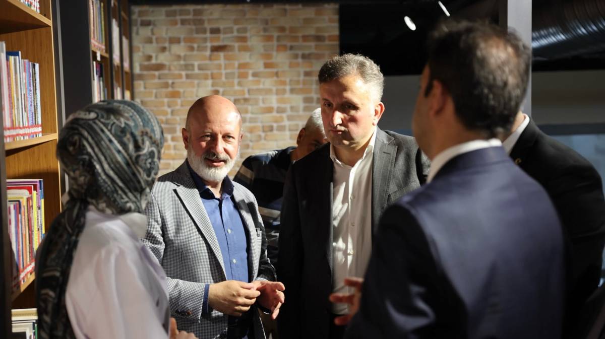ÇOLAKBAYRAKDAR, SINAVA GİRECEK ÖĞRENCİLERE BAŞARILAR DİLEDİ