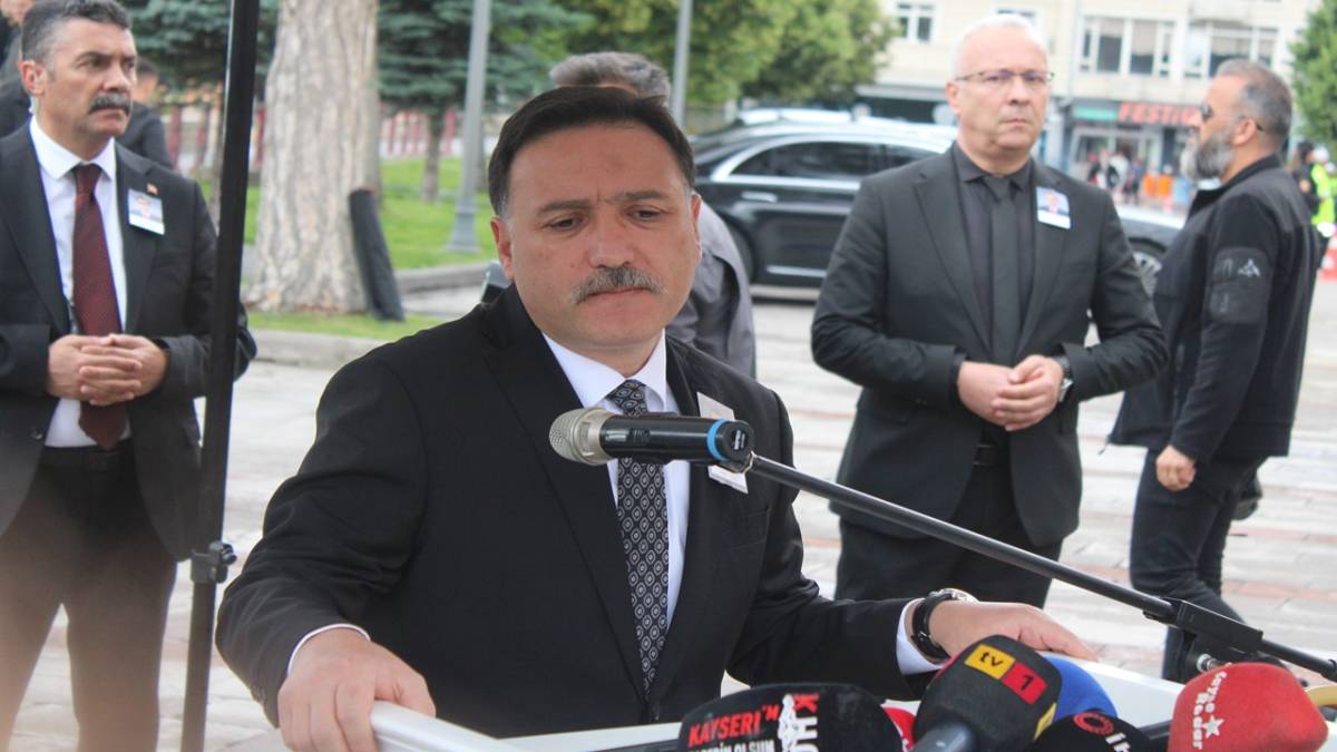 ŞENOL ESMER, MEMLEKETİNE UĞURLANDI