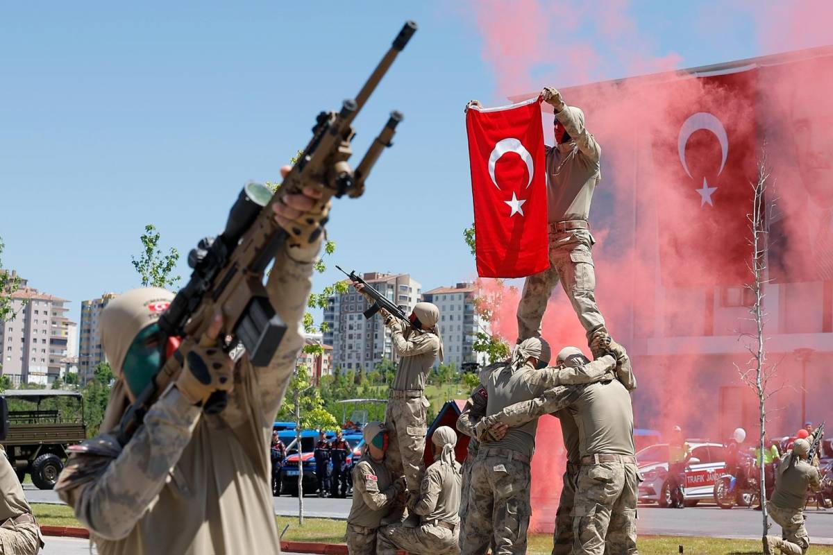“JANDARMA, MİLLETİMİZİN HUZURUNUN TEMİNATIDIR”