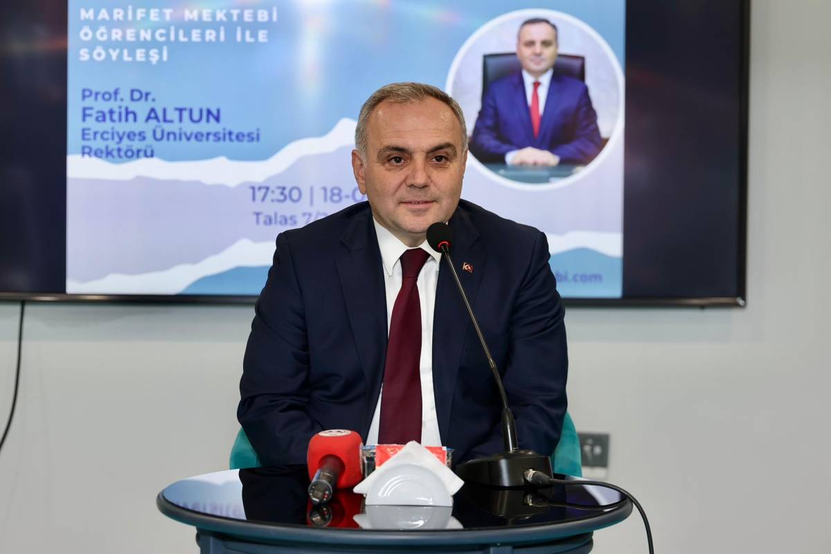 ALTUN, ÖĞRENCİLER İLE BİR ARAYA GELDİ