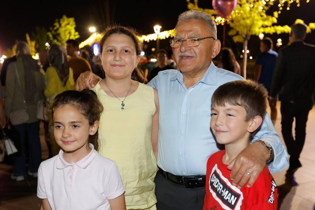 BÜYÜKKILIÇ’TAN HALKLA AKŞAM BULUŞMASI