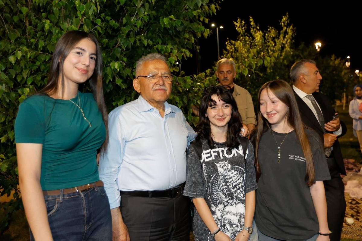 BÜYÜKKILIÇ’TAN HALKLA AKŞAM BULUŞMASI