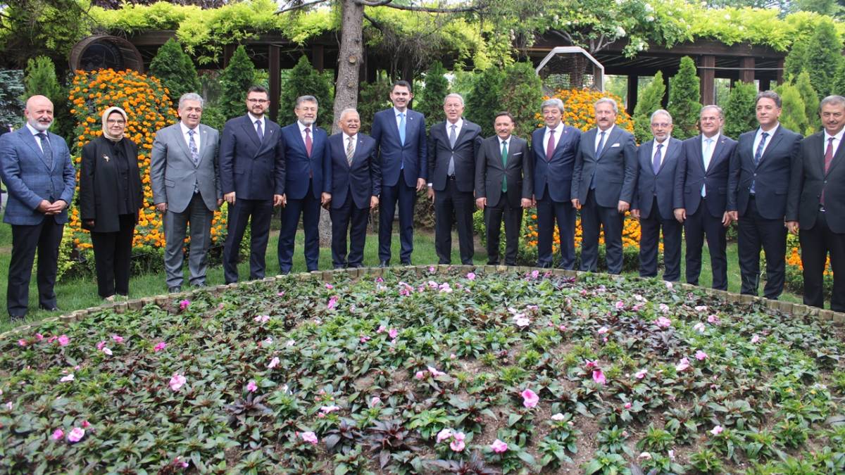 BAKAN KURUM VE YUMAKLI'DAN KAYSERİ TEMASLARI