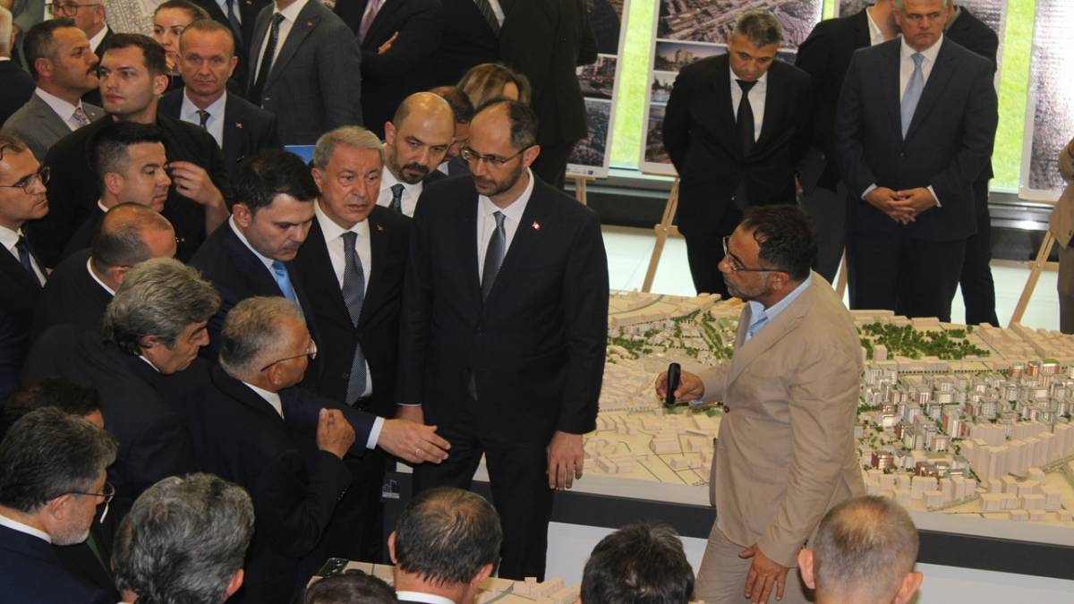 BAKAN KURUM VE YUMAKLI'DAN KAYSERİ TEMASLARI