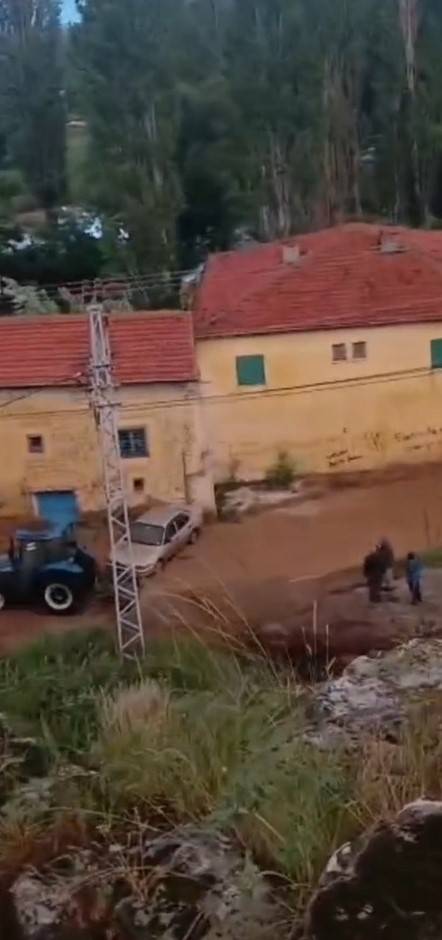 AŞIRI YAĞIŞ DEVELİ'DE SELE DÖNÜŞTÜ