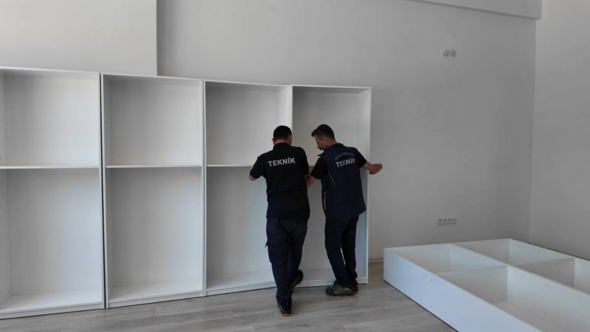 BÜYÜKŞEHİR, AKKIŞLA’DA İLKOKUL KÜTÜPHANESİ’Nİ DİZAYN ETTİ